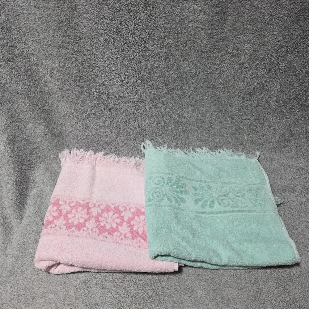 2 Vintage Cannon Monticello JC Penney Towel Sculpted Fringe USA Pink Green